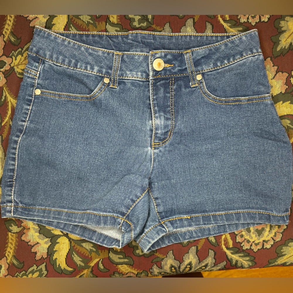 Faded Glory shorts size 8